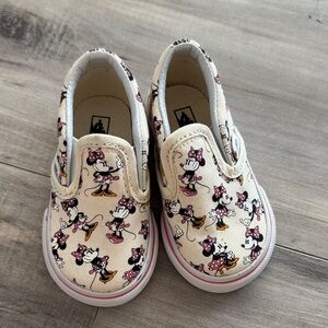 Vans x Disney classic slip on Minnie Mouse